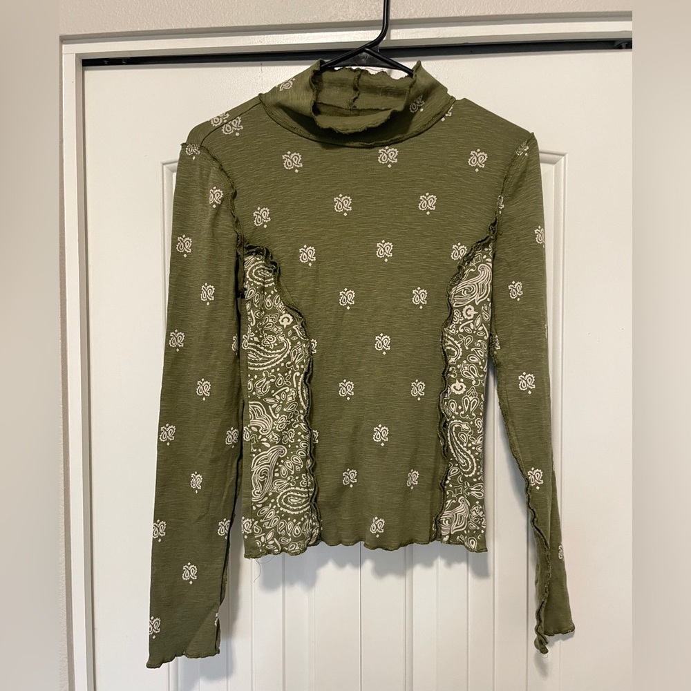 Pilcro Olive Green Paisley Long Sleeve Tee